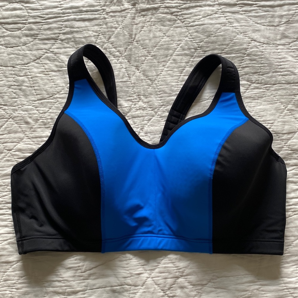 Livi Active Sports Bra